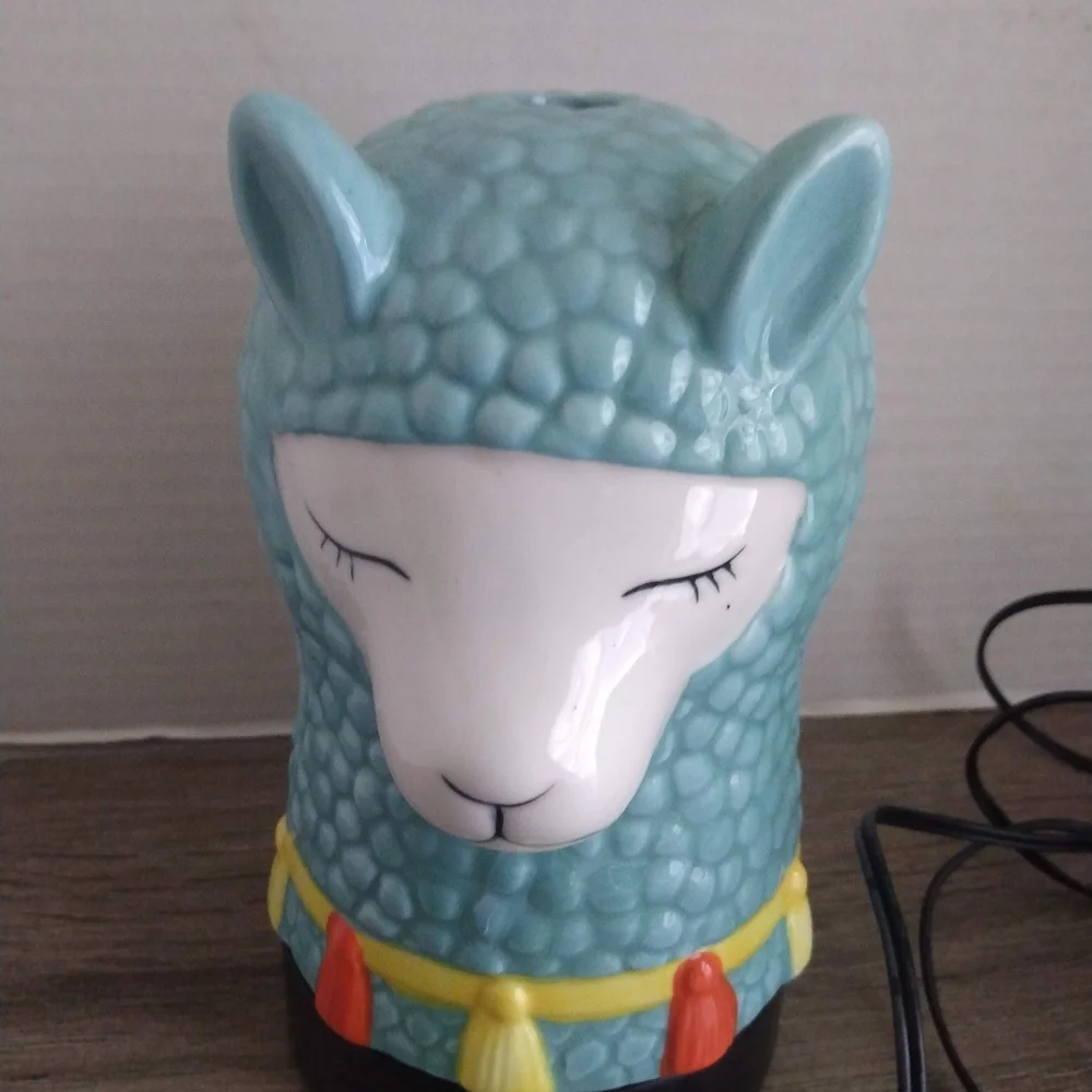 Llama Ceramic Ultrasonic Diffuser